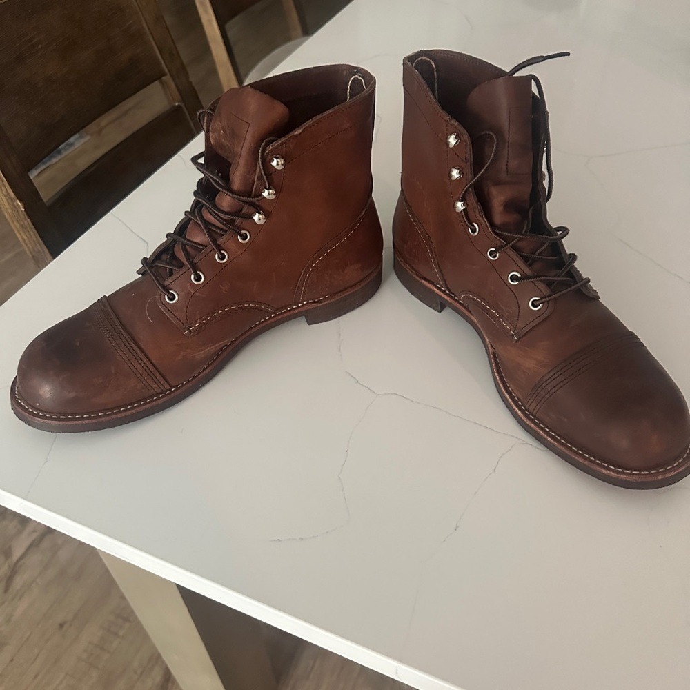 Red Wing Shoes Brown Leather Ankle Boots with Lace-Up Design